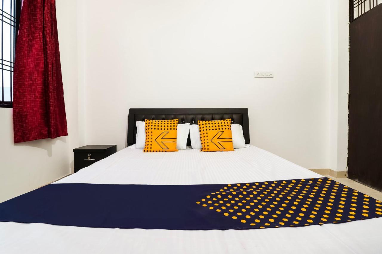 Spot On Indra Palace Bijnaur Εξωτερικό φωτογραφία